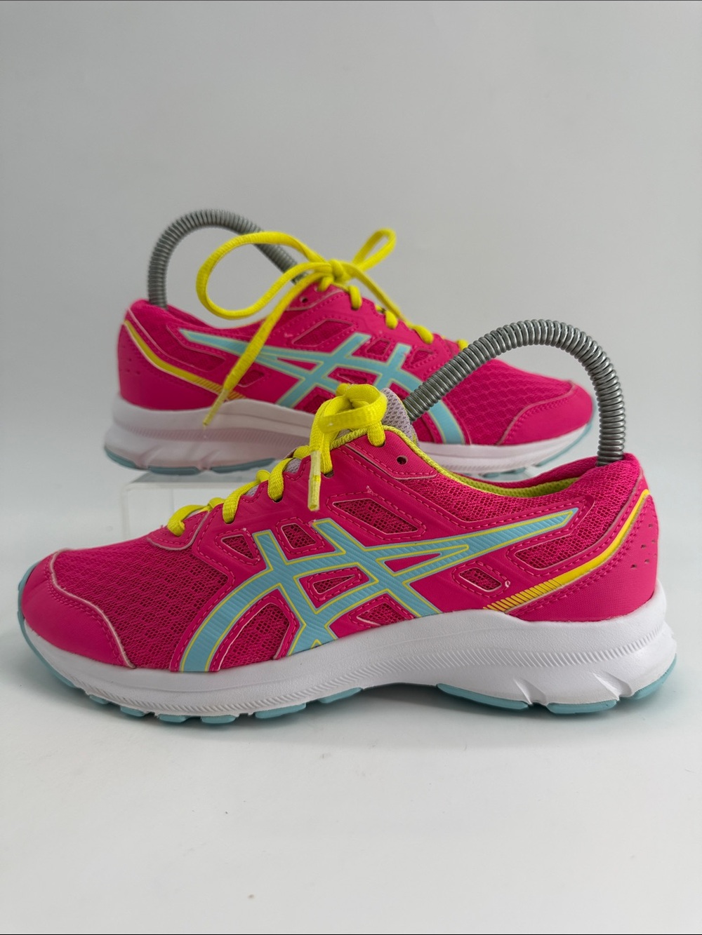 ASICS Jolt 3 Grade School (GS)  "Pink Glo / Sour Yuzu" Color-Way Kids Size 41⁄2
